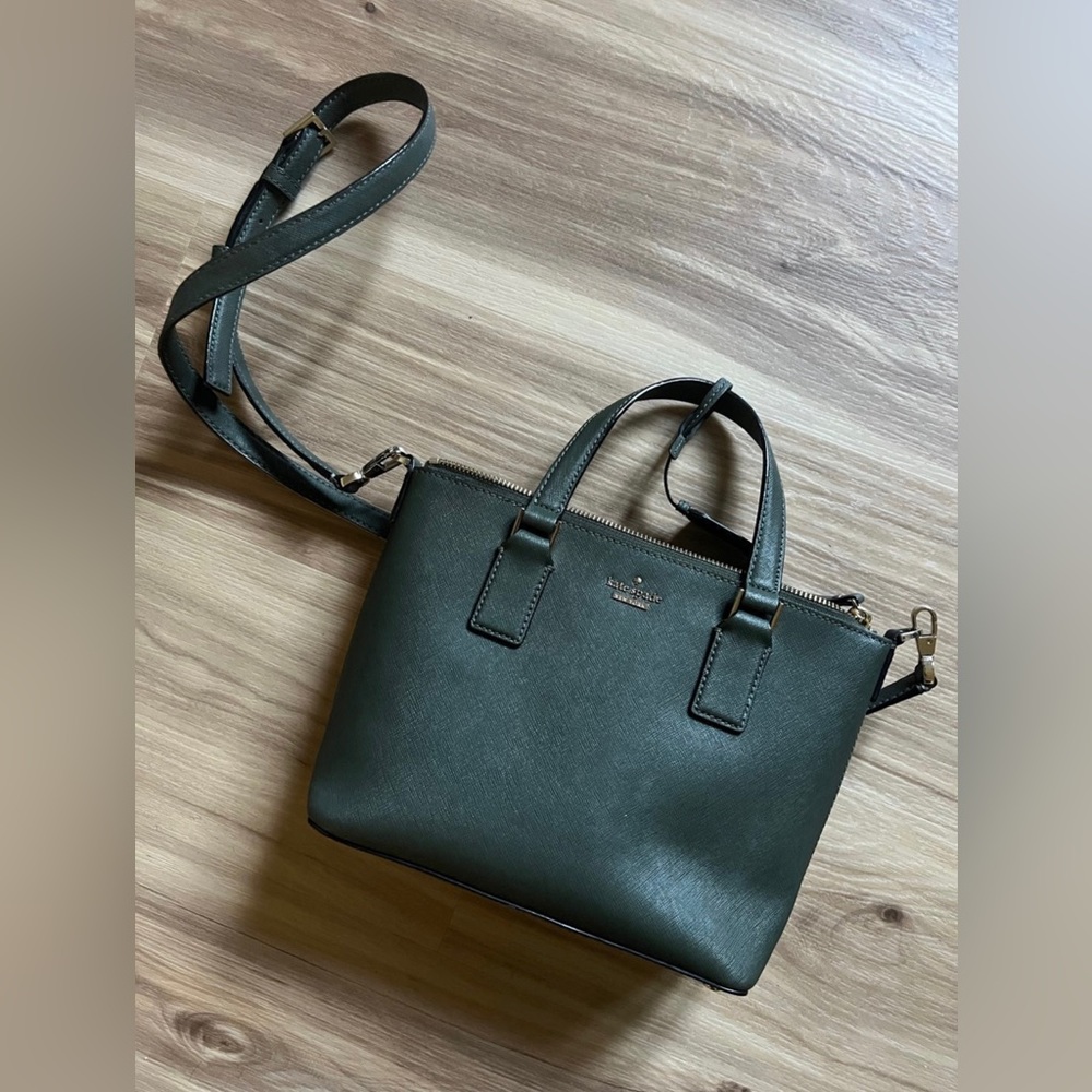 Kate spade crossbody hunter green